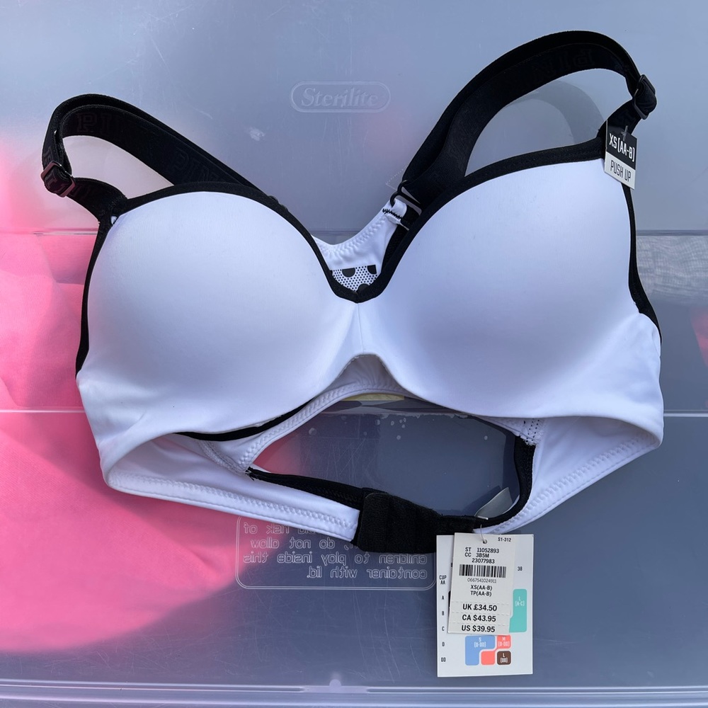 Victoria’s Secret PINK Push Up Sports Bra NWT XS
